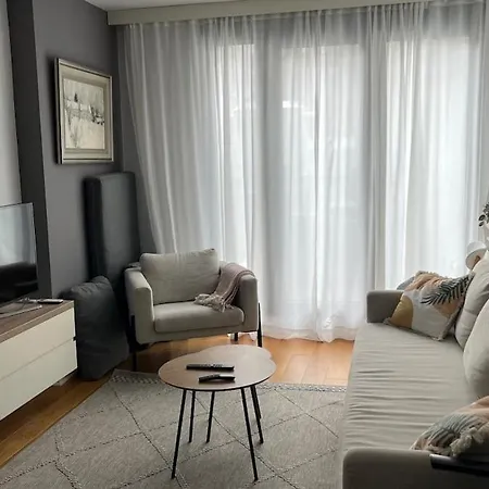 Lux And Family Nest Next To Skadarlija Belgrad