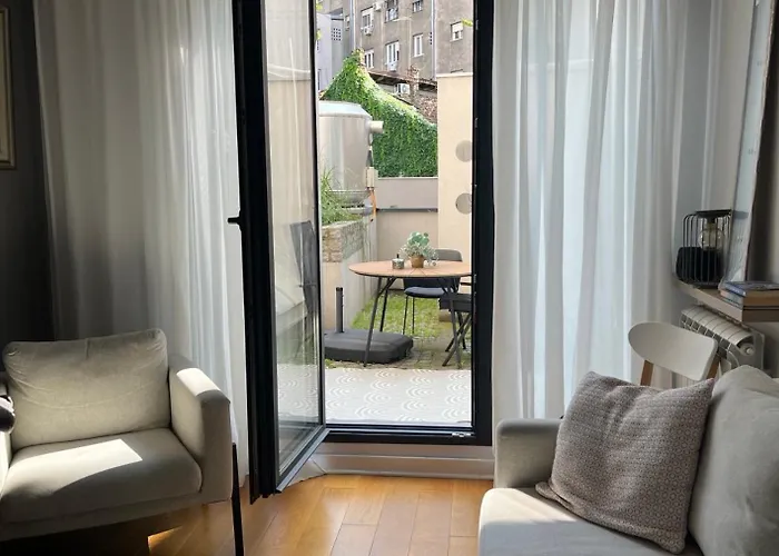 Lux And Family Nest Next To Skadarlija アパート ベオグラード